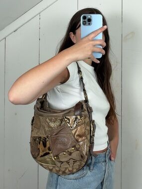 Vintage Coach Zoe Brown Tonal Patchwork Hobo Shoulder Bag Zip Closure Y2k 12901